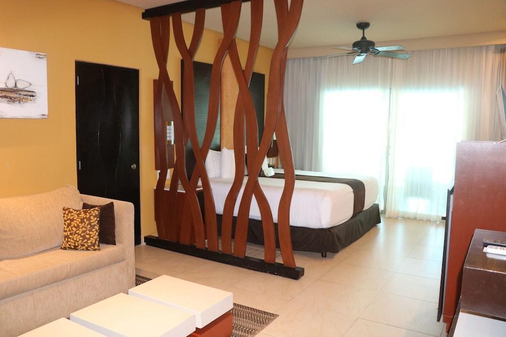 Generations Riviera Maya Family Resort Catamaran, Water Park & More Inclusive プエルト・モレロス エクステリア 写真
